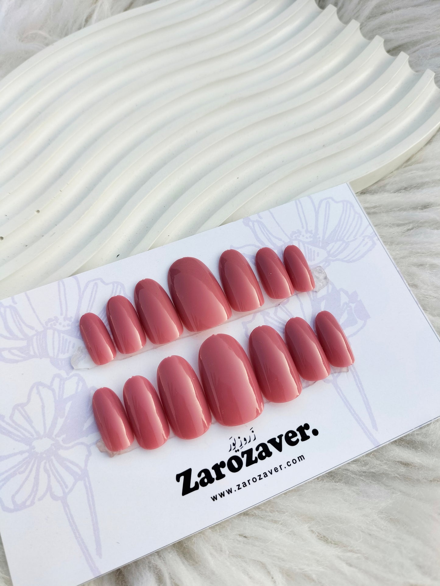 Press On Nails Article # 01