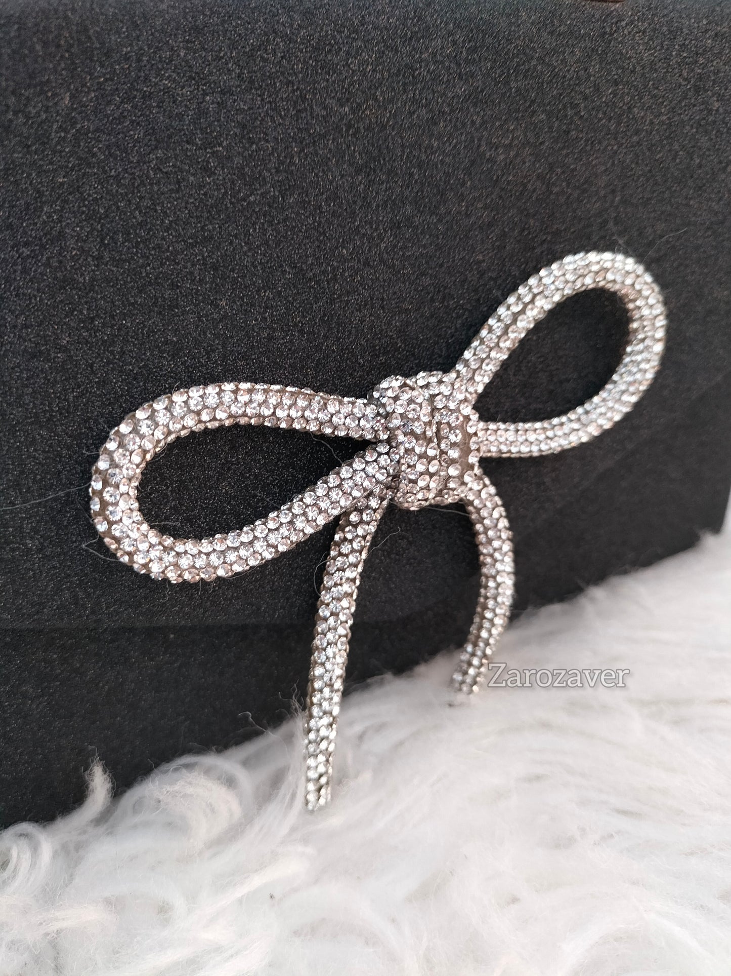 Bowknot Clutch
