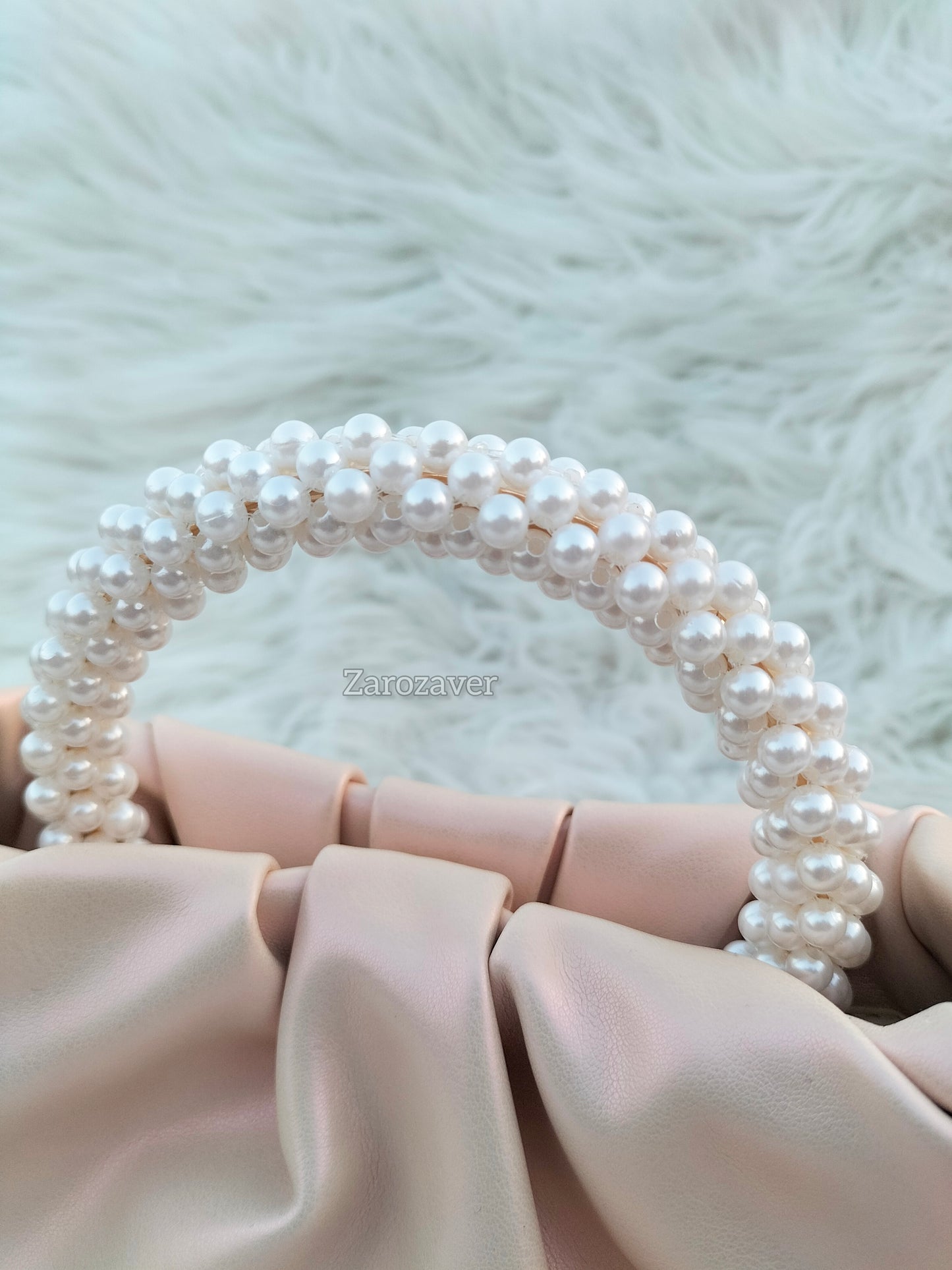 Pearl Cloud Clutch
