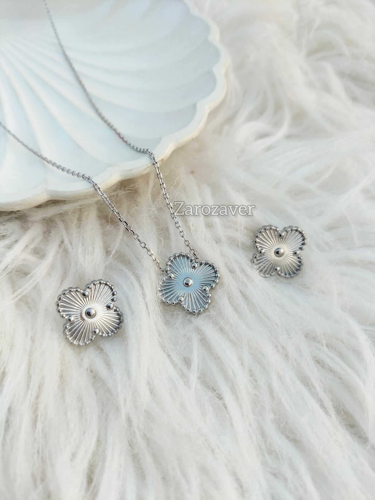 Silver Clover Set