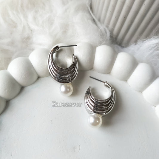 Huda Earrings Silver