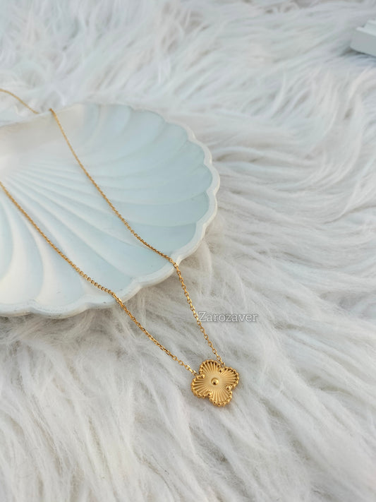 Gold Clover Necklace