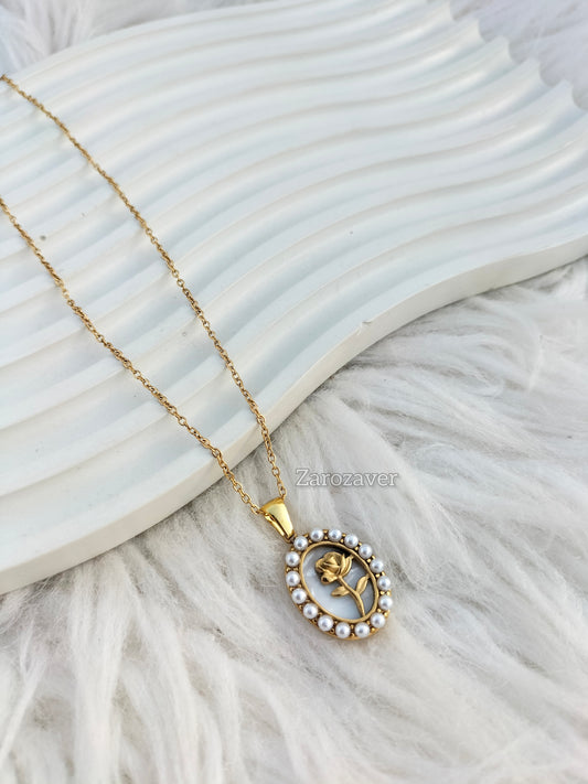 Marigold Necklace