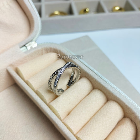 Aaira Ring (Adjustable In Size)