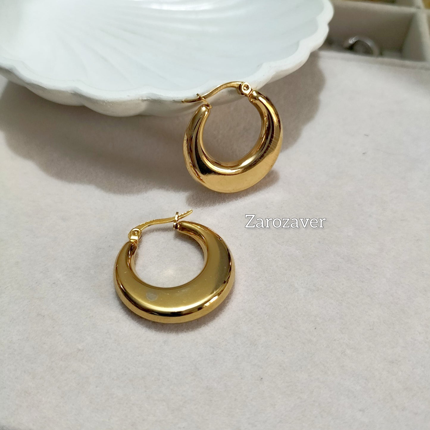 Moon Hoops