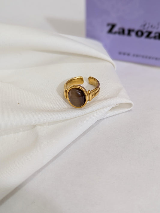 Brown Ring
