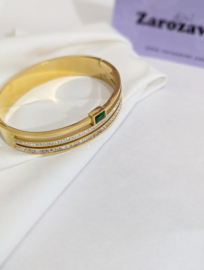 Carla Bangle