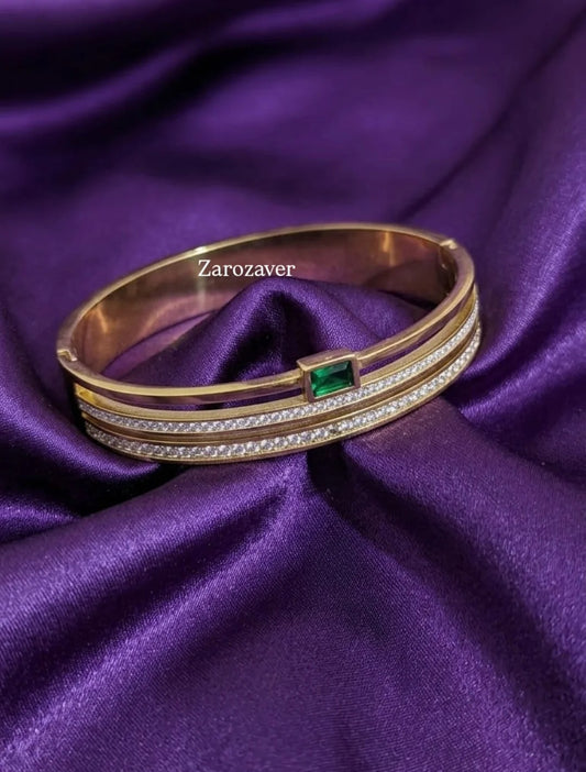 Carla Bangle